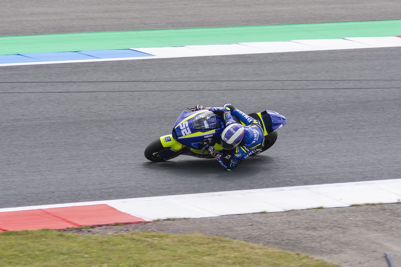 哈登詹姆斯 哈登詹姆斯